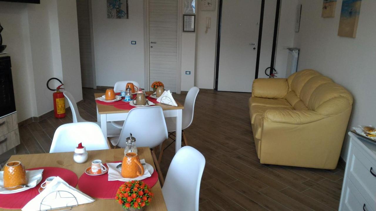 B & B Civico 6 Rooms Salerno Eksteriør bilde