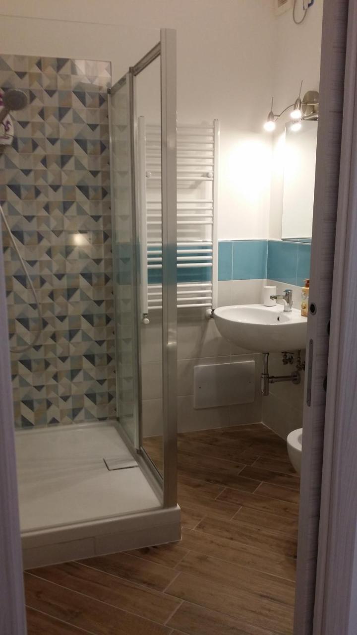 B & B Civico 6 Rooms Salerno Eksteriør bilde