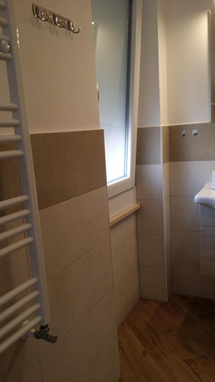 B & B Civico 6 Rooms Salerno Eksteriør bilde