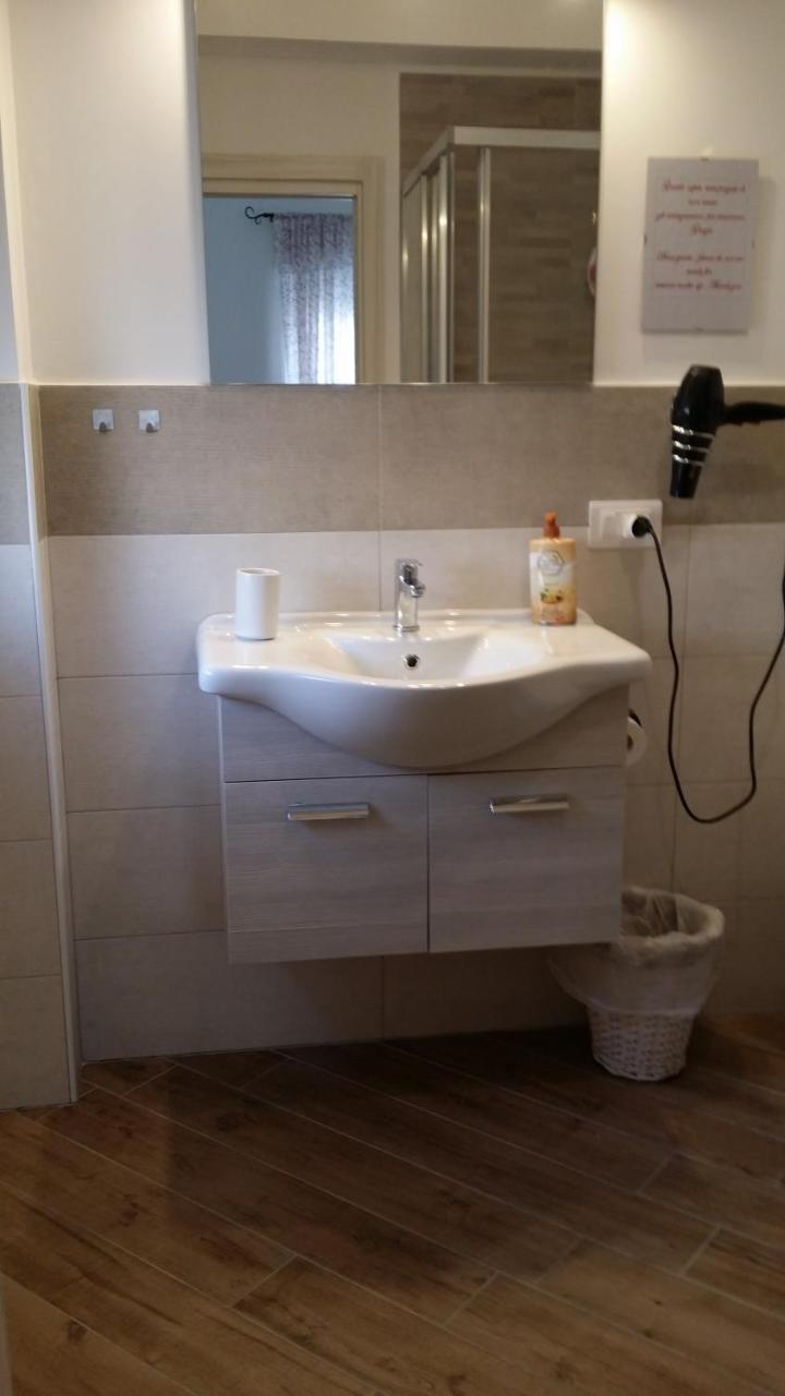 B & B Civico 6 Rooms Salerno Eksteriør bilde