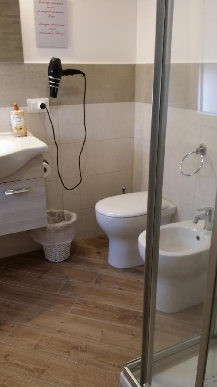 B & B Civico 6 Rooms Salerno Eksteriør bilde